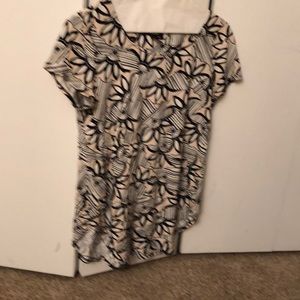 Alfani short sleeve tee shirt.